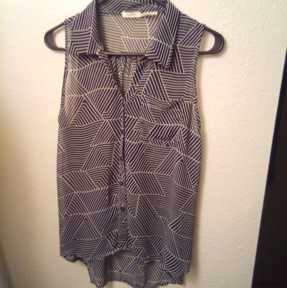 🌺🌺 Poetry Navy & White Sleeveless Blouse🌺🌺